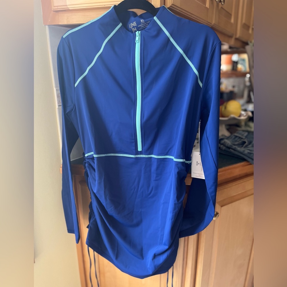 NWT Line in the Sand Tunic, XL